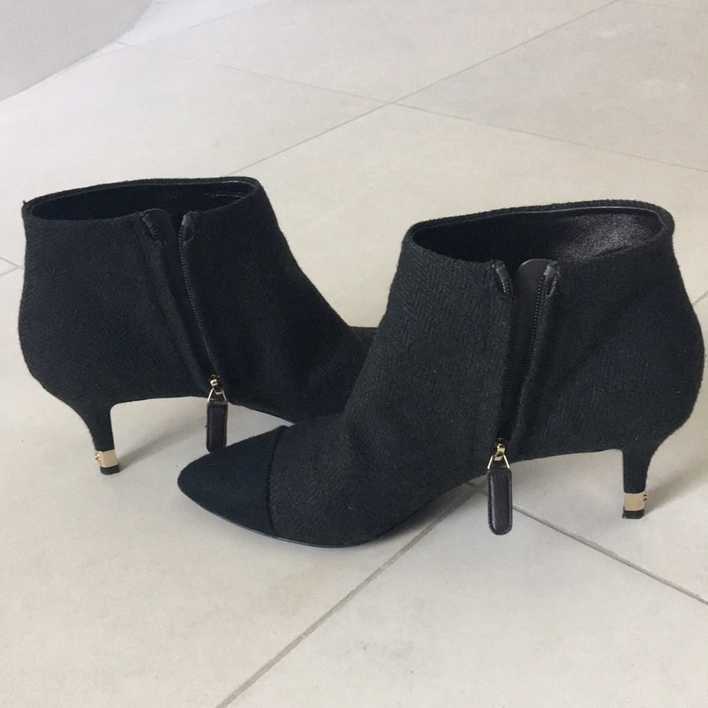 CHANEL Charcoal gray with Black tip booties